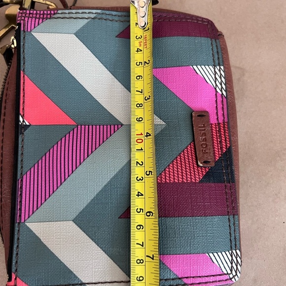 Fossil Coated Canvas Leather Trim  Chevron Campbell Triple Zip Crossbody Bag - Picture 13 of 16